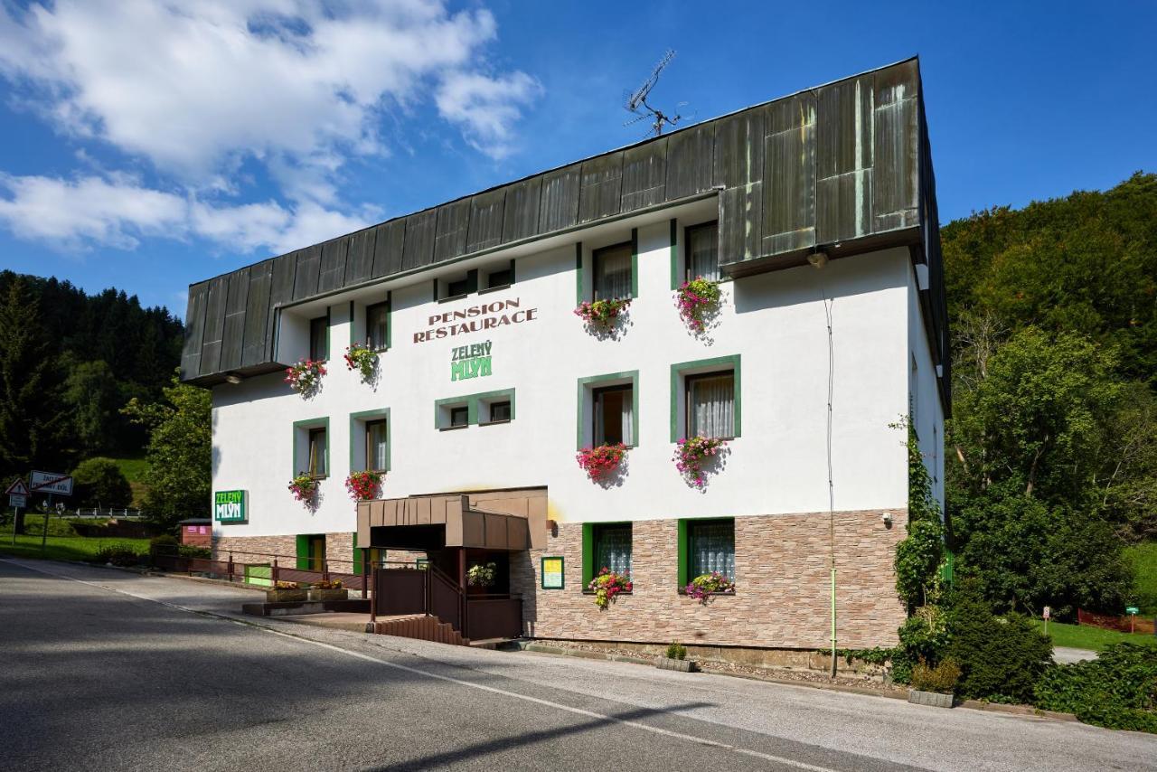 Pension & Restaurace Zeleny Mlyn Žacléř Exterior foto